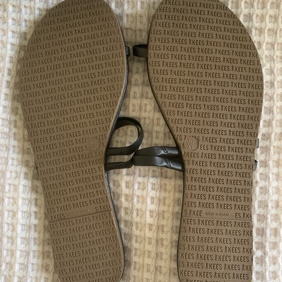TKEES brand new black sandals - Picture 2 of 2